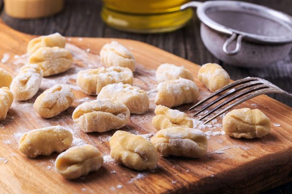 Come fare gnocchi italiani morbidi e leggeri?